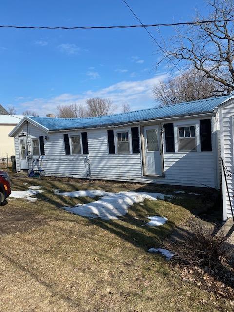 121 Mckinley St, Lancaster, WI 53813