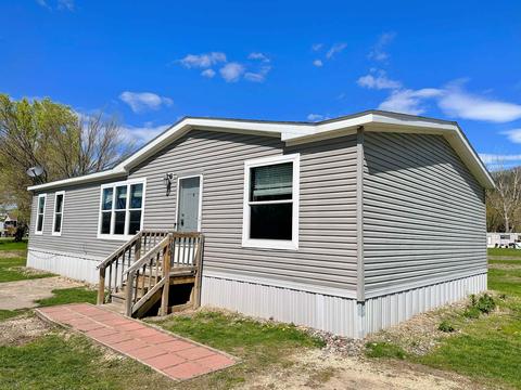 160 Barbara Ave, Prairie Du Chien, WI 53821