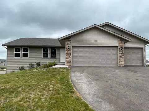 3346 Emerald Dr, Janesville, WI 53546