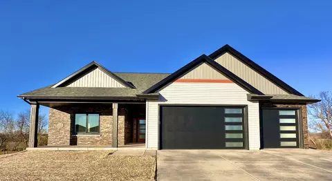 1000 Nordland Dr, Stoughton, WI 53589