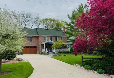 1221 Shorewood Blvd, Madison, WI 53705