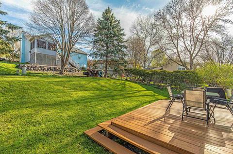 606 Diving Hawk Tr, Madison, WI 53713