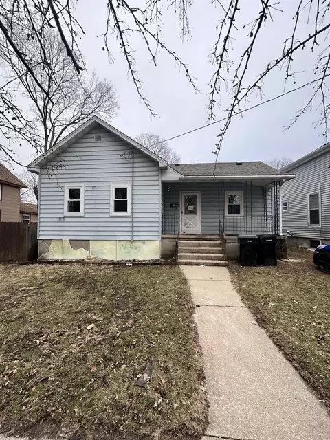 817 Vine St, Beloit, WI 53511