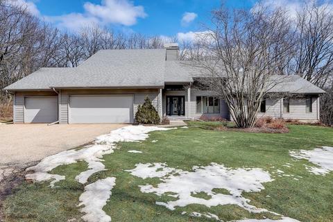 3528 Timber Ln, Cross Plains, WI 53528