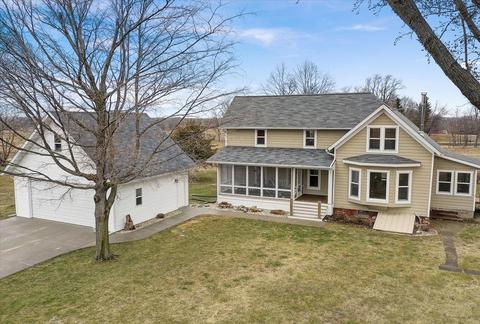w9241 London Road, Cambridge, WI 53523