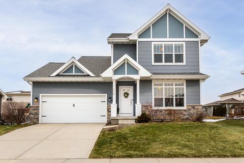 9910 Bronze Leaf Ln, Middleton, WI 53562