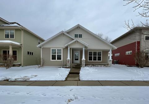 1624 Sky Blue Dr, Sun Prairie, WI 53590