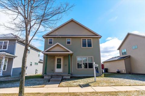 3805 Stonebridge Dr, Madison, WI 53719