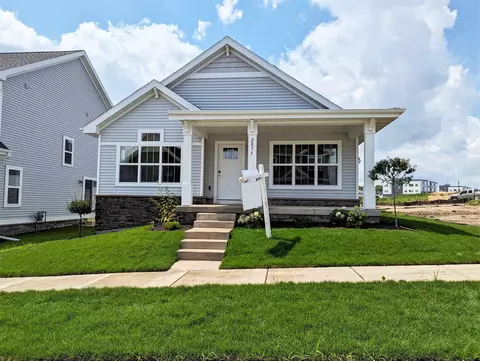 2875 Mizuna Dr, Fitchburg, WI 53711