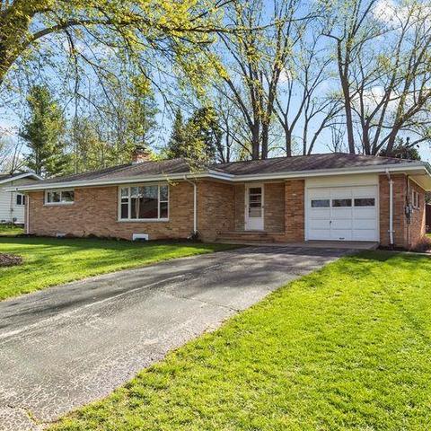 422 Walker Ave, Green Lake, WI 54941