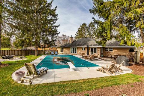 5108 Mckenna Rd, Monona, WI 53716