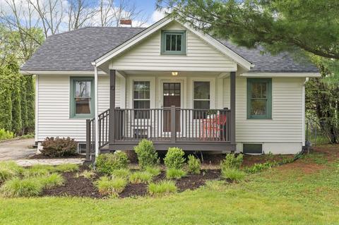10 Merrill Crest Dr, Madison, WI 53705
