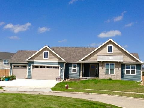 297 Cottage Ct, Sun Prairie, WI 53590