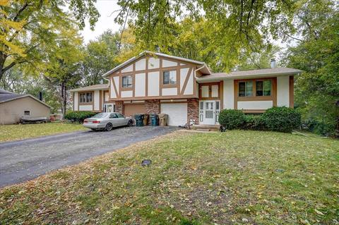 3710 Sunbrook Rd, Madison, WI 53704