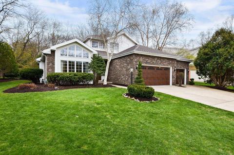 809 Sauk Ridge Tr, Madison, WI 53717