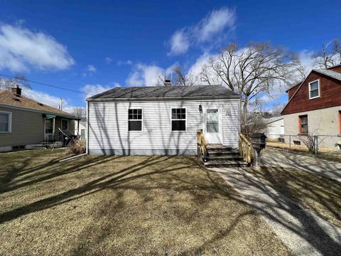 1725 Summit Ave, Beloit, WI 53511 photo 1