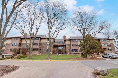 2 Maple Wood Ln #23, Madison, WI 53704