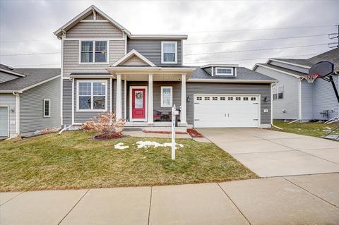 4805 Catalina Pkwy, Mcfarland, WI 53558