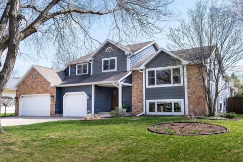 9 E Geneva Cir, Madison, WI 53717