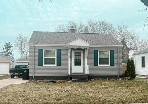 1719 Tremont Dr, Beloit, WI 53511