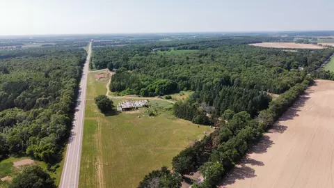 6152 Shady Dr, Plover, WI 54467