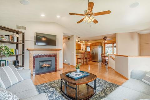 5102 Bluestem Way, Madison, WI 53704