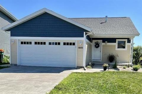 1605 Eggum Ct, Mount Horeb, WI 53572