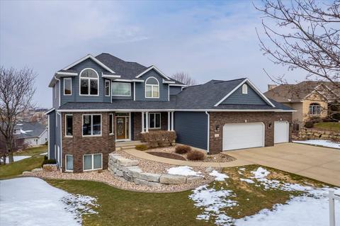 910 Lexington Way, Waunakee, WI 53597