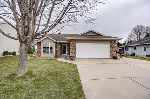 1006 Pasadena Pkwy, Waunakee, WI 53597