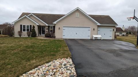 873 Mckearn Ln, Beloit, WI 53511