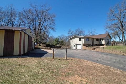 s12657 Dyke Road, Spring Green, WI 53588