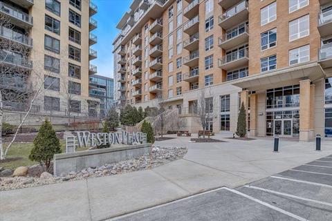 625 N Segoe Rd #908, Madison, WI 53705