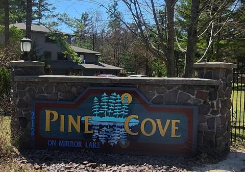 212 Xanadu Rd #706, Wisconsin Dells, WI 53965