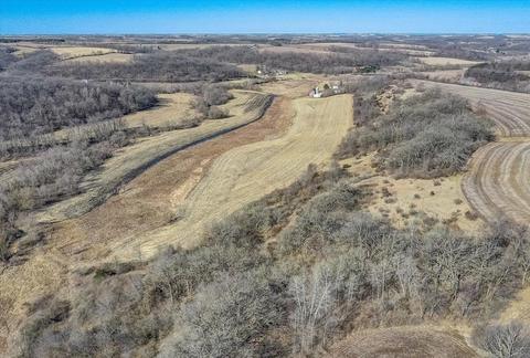 10147 Lee Valley Rd, Blanchardville, WI 53516