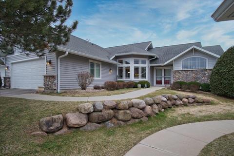 5 Classic Cir, Madison, WI 53719