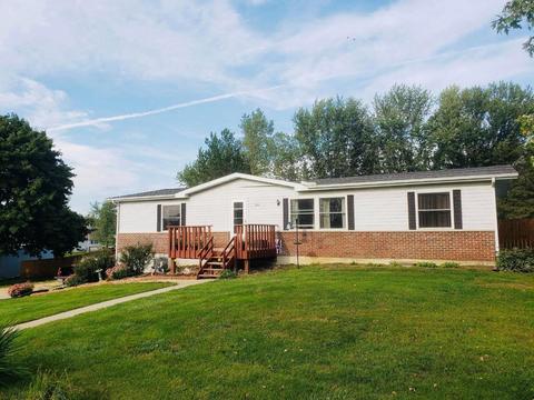 306 Cook Grove Rd, Linden, WI 53553