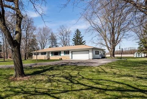 784 Hwy 51, Stoughton, WI 53589