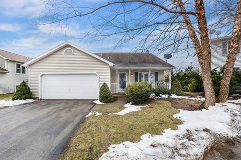 7413 W Valley Ridge Dr, Madison, WI 53719