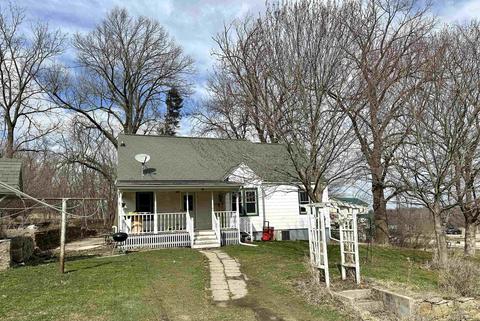 n8881 County Road D, Belleville, WI 53508