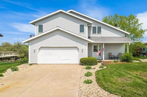 115 Falcon Crst, Black Earth, WI 53515