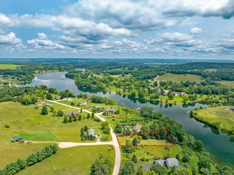 L428 Summit Point Drive, La Valle, WI 53941