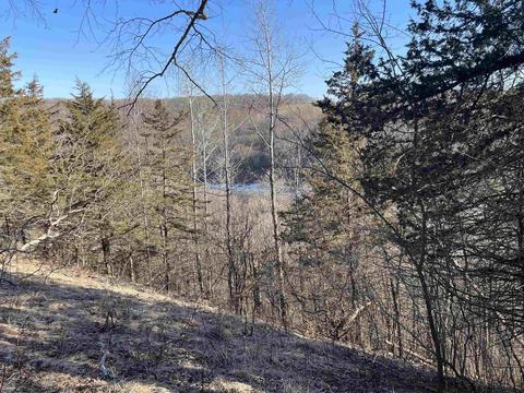 e9110 Lyster Road, Viroqua, WI 54665