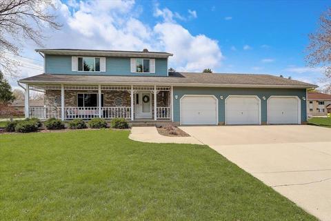 1638 Hall St, Black Earth, WI 53515