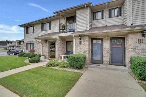 4008 81st St #F, Kenosha, WI 53142