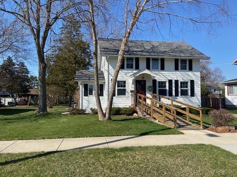 1407 St Lawrence Ave, Janesville, WI 53545