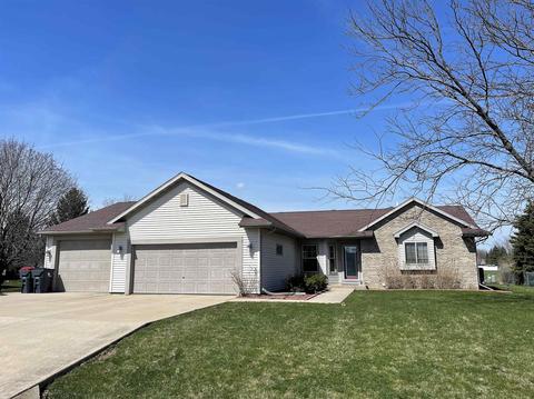 1615 Zick Dr, Beloit, WI 53511