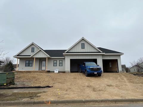 1012 Ziegler Dr, Waunakee, WI 53597