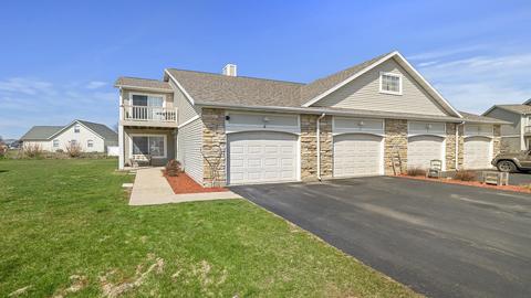 2243 Tallgrass Ct #7, Beloit, WI 53511
