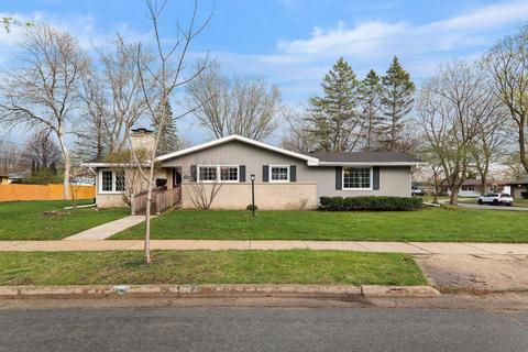 1509 Homberg Ln, Madison, WI 53716