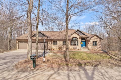 e11332 Dnera Vista Court, Baraboo, WI 53913